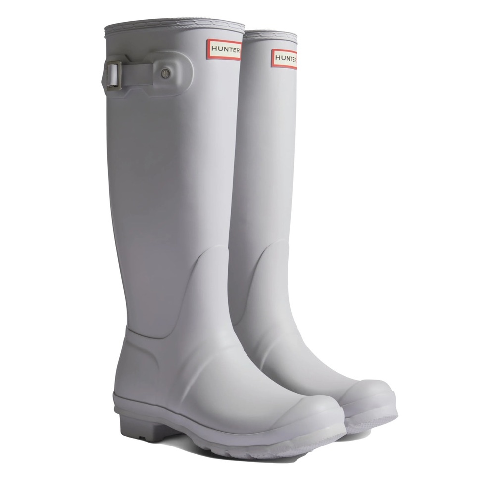 Women’s Tall White Hunter Rainboots + Purple Hunter Winter Socks